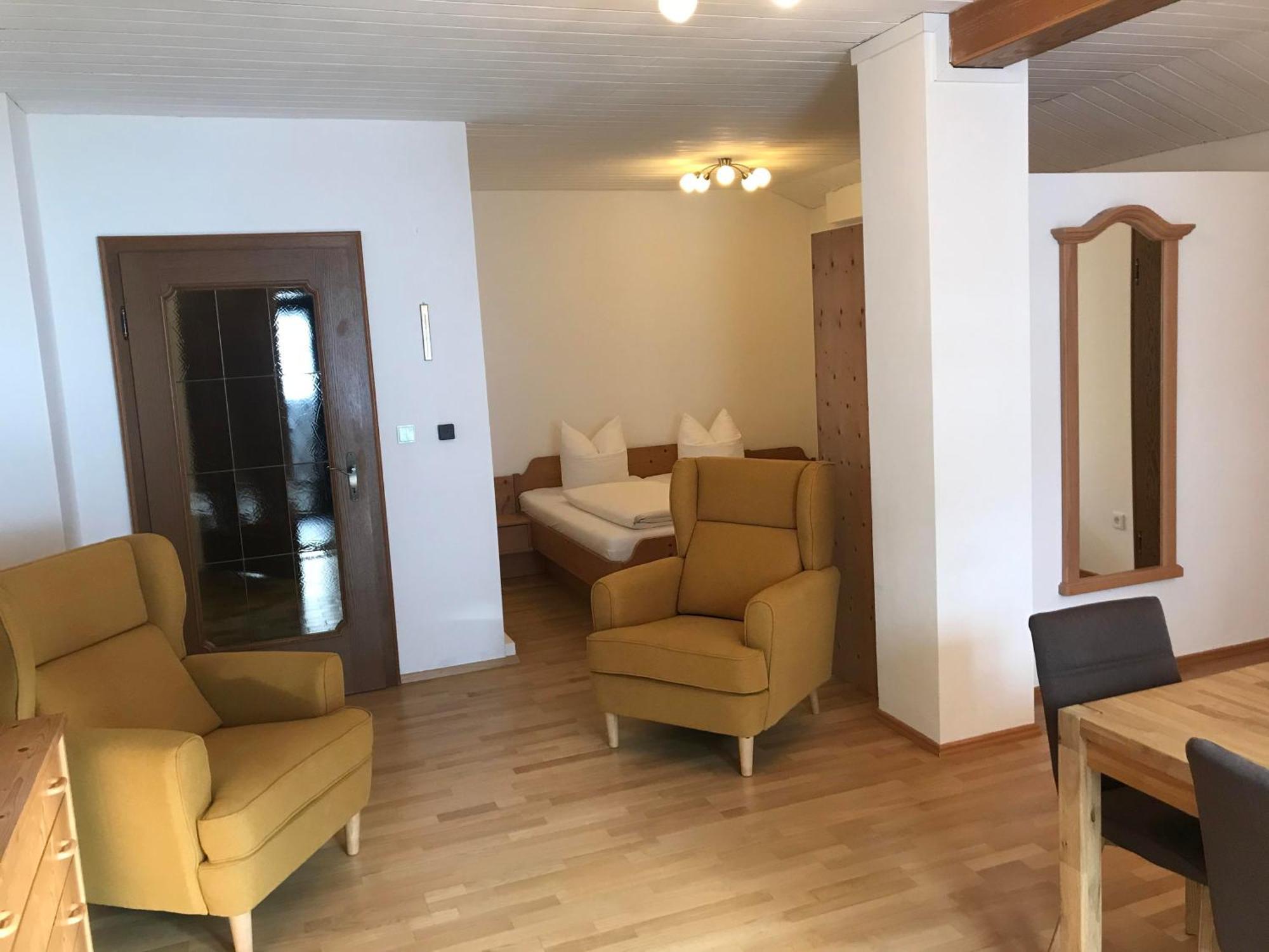 Amadee Appartements バド クラインキルヒハイム エクステリア 写真